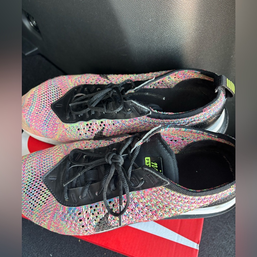 Nike fly knit - Picture 2 of 2